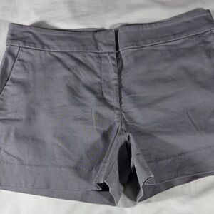 LOFT womens grey The Riveria Short flat front 4" inseam chino shorts - size 8